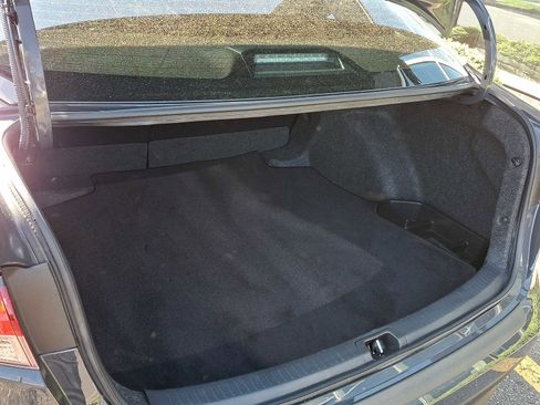 Used 2025 Toyota Corolla LE FWD image 27