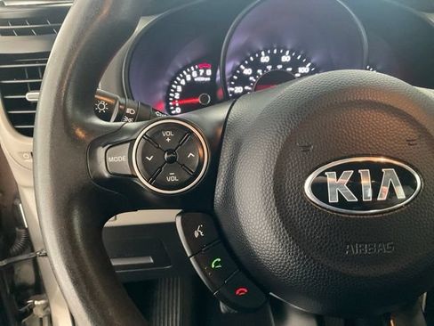 Used 2015 Kia Soul FWD image 8