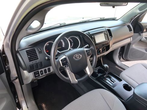 Used 2015 Toyota Tacoma 2WD Access Cab w/ Convenience Package image 24