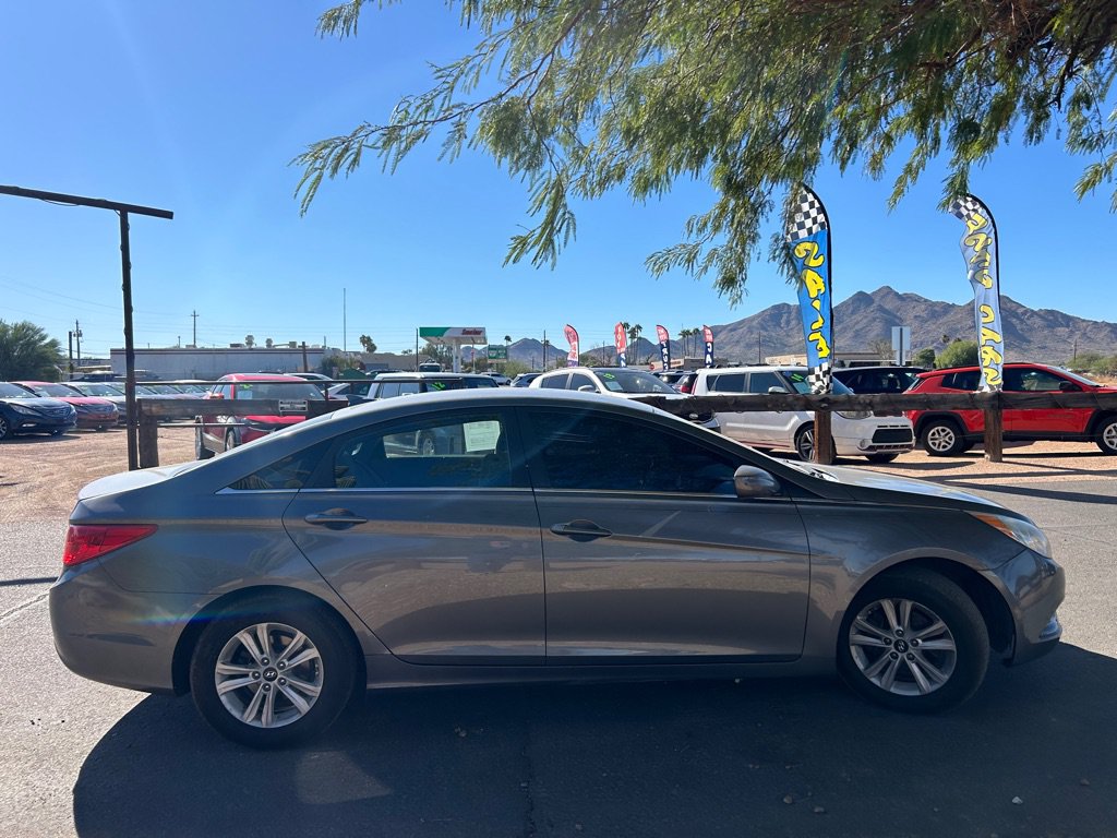 Used 2012 Hyundai Sonata GLS w/ Popular Equipment Pkg FWD image 6