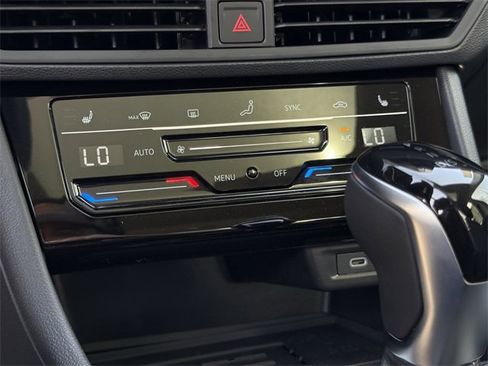 New 2026 Volkswagen Jetta SE image 17