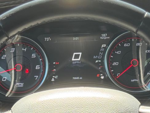Used 2022 Dodge Charger SXT RWD image 14