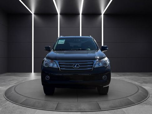 Used 2013 Lexus GX 460 w/ Comfort Plus Pkg AWD/4WD image 2
