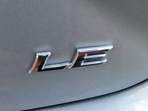 Used 2025 Toyota Camry LE FWD image 10