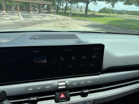 Used 2025 Kia K4 FWD image 17
