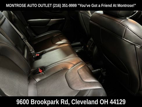 Used 2019 Jeep Cherokee Latitude Plus w/ Comfort/Convenience Group image 49