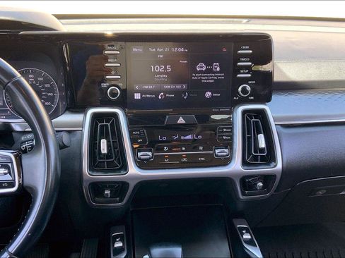 Used 2021 Kia Sorento S FWD image 6