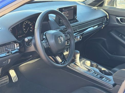 Used 2023 Honda Civic Sport image 10