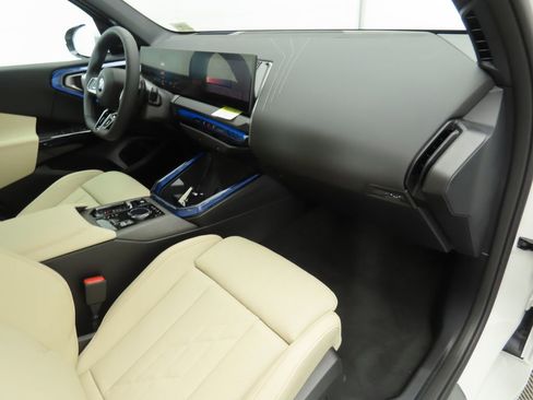 New 2026 BMW X3 xDrive30 w/ Premium Package image 16