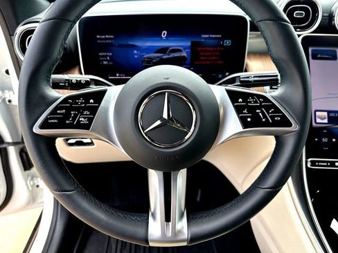Used 2024 Mercedes-Benz GLC 300 image 10