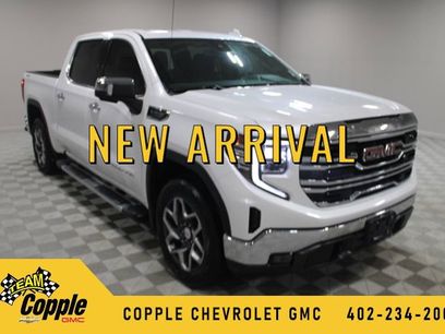 Used 2022 GMC Sierra 1500 SLT w/ SLT Convenience Package