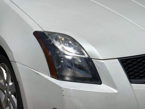 Used 2012 Nissan Sentra 2.0 SR FWD image 9