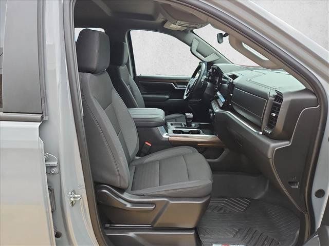 Certified 2024 Chevrolet Silverado 1500 LT Trail Boss w/ LPO, Dark Essentials Package AWD/4WD image 21