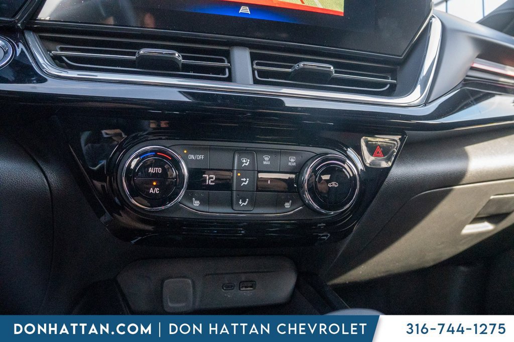 New 2026 Chevrolet Trax RS w/ Sunroof Package FWD image 9