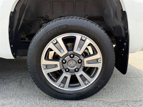 Used 2021 Toyota Tundra 1794 Edition AWD/4WD image 13