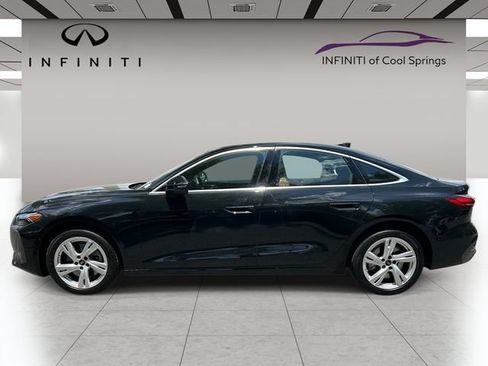 Used 2025 Audi A5 2.0T Premium Plus w/ Premium Plus AWD/4WD image 4