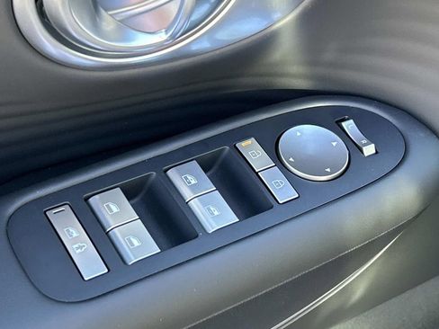 New 2026 Hyundai Ioniq 9 SE w/ Tow & Go Package image 18