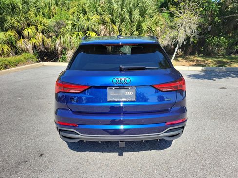 Certified 2025 Audi Q3 2.0T Premium w/ Convenience Package AWD/4WD image 5