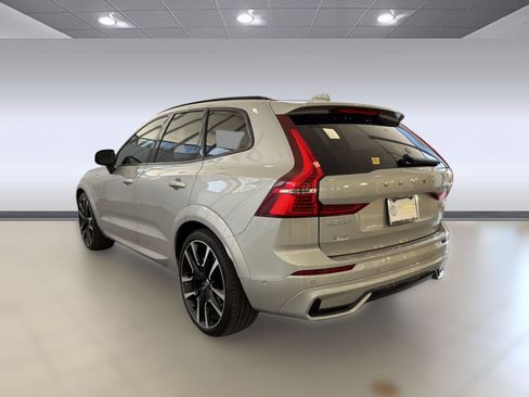 Used 2024 Volvo XC60 T8 Ultimate w/ Protection Package Premier AWD/4WD image 3