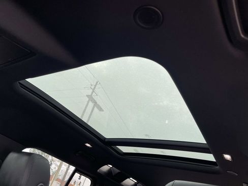 Used 2022 Land Rover Defender 110 X image 19