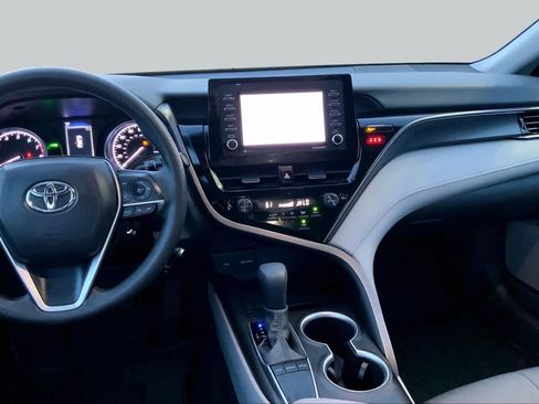 Used 2024 Toyota Camry LE FWD image 7