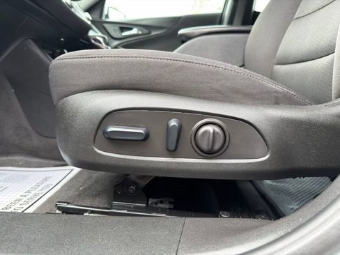 Used 2024 Chevrolet Malibu LT w/ Sport Edition FWD image 12