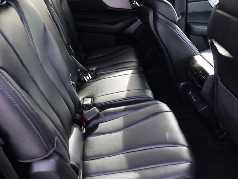 Used 2023 Acura MDX SH-AWD image 13