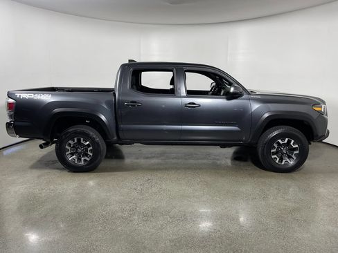 Certified 2023 Toyota Tacoma TRD Off-Road AWD/4WD image 2
