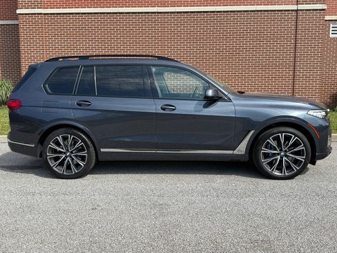 Used 2021 BMW X7 xDrive40i w/ Cold Weather Package AWD/4WD image 15