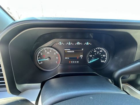 Used 2025 Ford F250 XLT w/ Snow Plow Prep Package AWD/4WD image 15