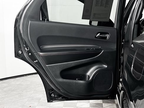 Used 2023 Dodge Durango GT image 15