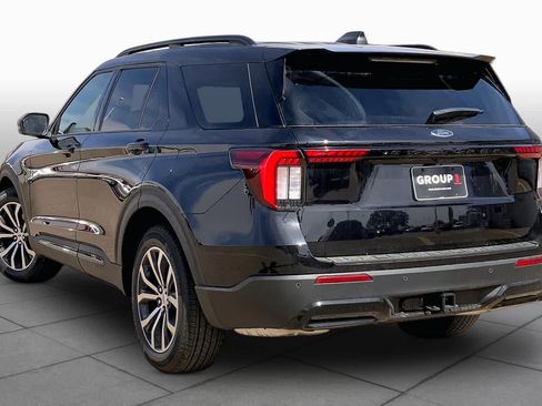New 2026 Ford Explorer ST-Line RWD image 12
