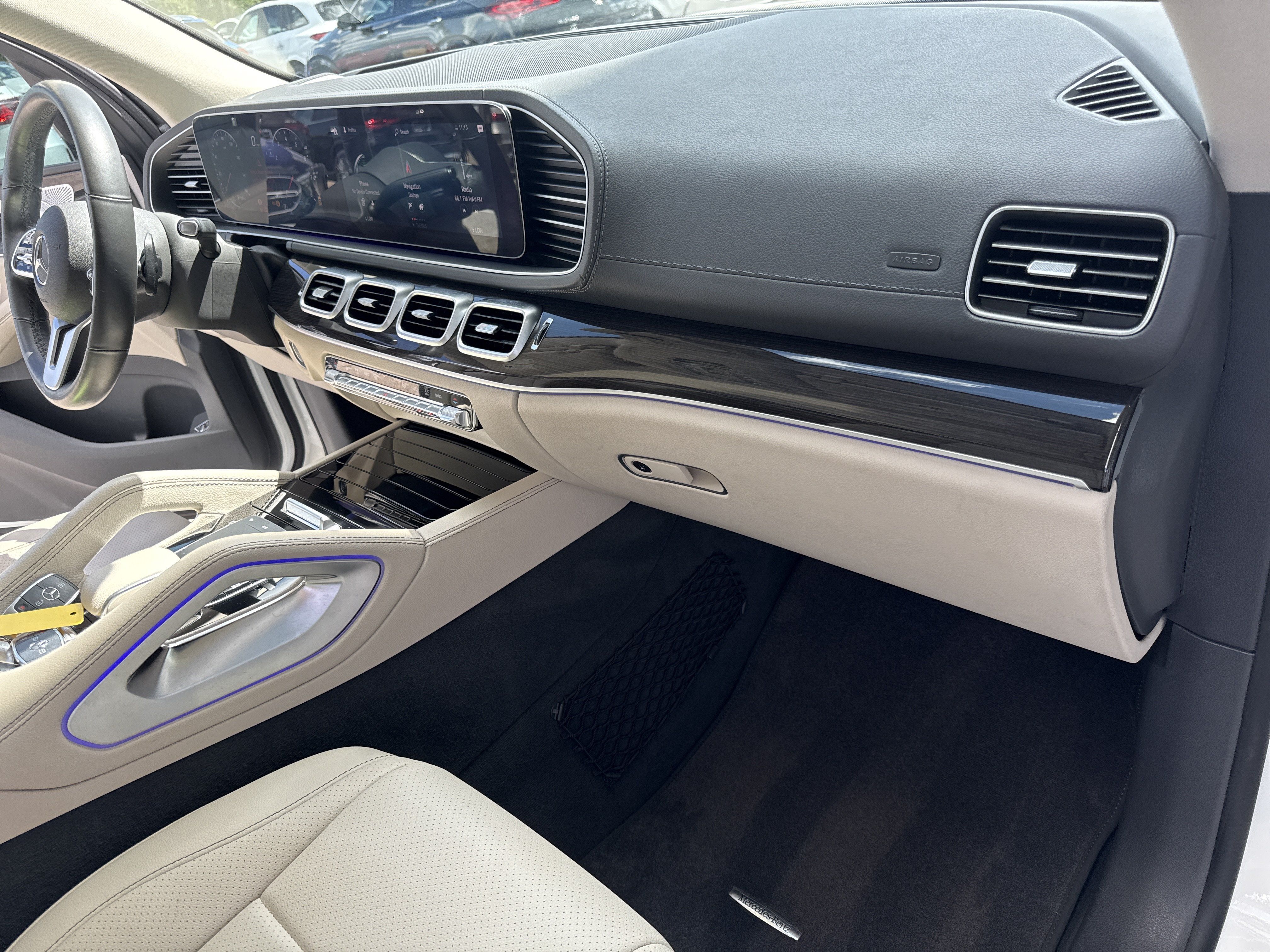 Used 2020 Mercedes-Benz GLS 450 4MATIC image 17