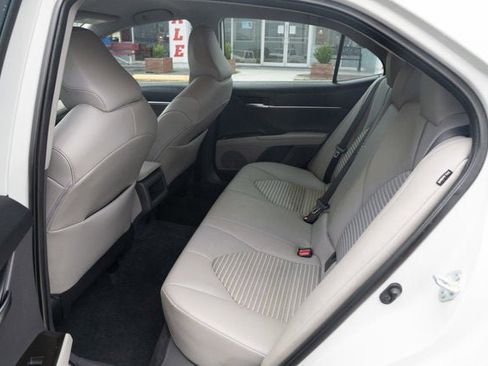 Used 2023 Toyota Camry SE image 28