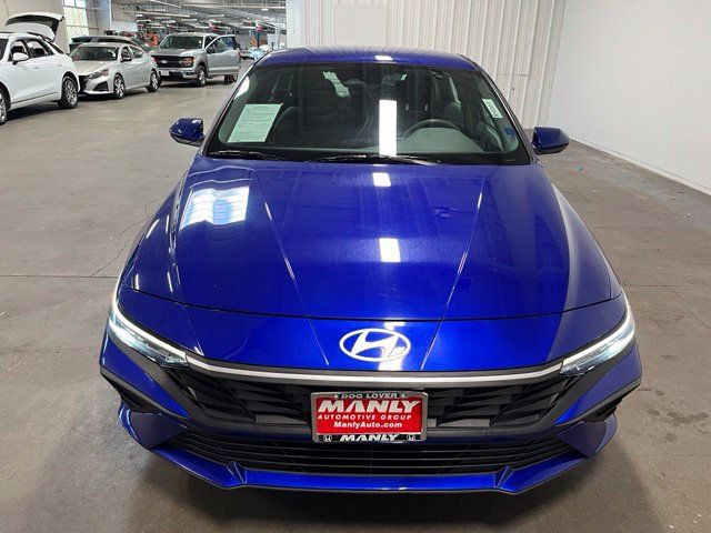 Used 2024 Hyundai Elantra SEL FWD image 8