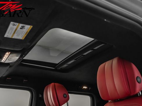 Used 2023 Mercedes-Benz G 550 image 25