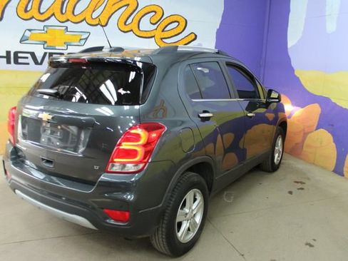 Used 2018 Chevrolet Trax LT w/ LT Convenience Package AWD/4WD image 8