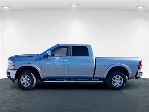 Used 2022 RAM 3500 Laramie image 3