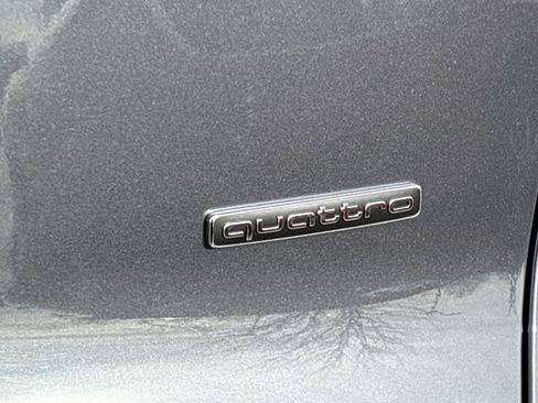 Used 2025 Audi Q5 Premium image 7