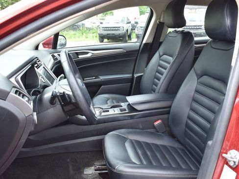 Used 2019 Ford Fusion SEL AWD/4WD image 7