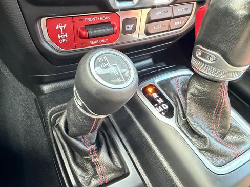 Used 2020 Jeep Wrangler Unlimited Rubicon w/ Quick Order Package 28Y Recon AWD/4WD image 63