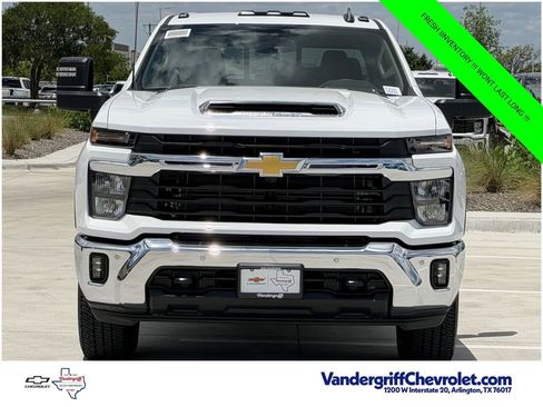 New 2026 Chevrolet Silverado 2500 LT w/ All Star Edition AWD/4WD image 8