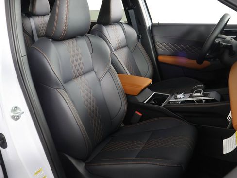 New 2025 Mitsubishi Outlander SEL image 35