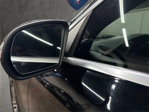 Used 2020 Mercedes-Benz GLC 300 image 19