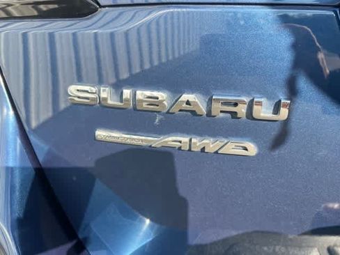 Used 2022 Subaru Outback Premium image 11