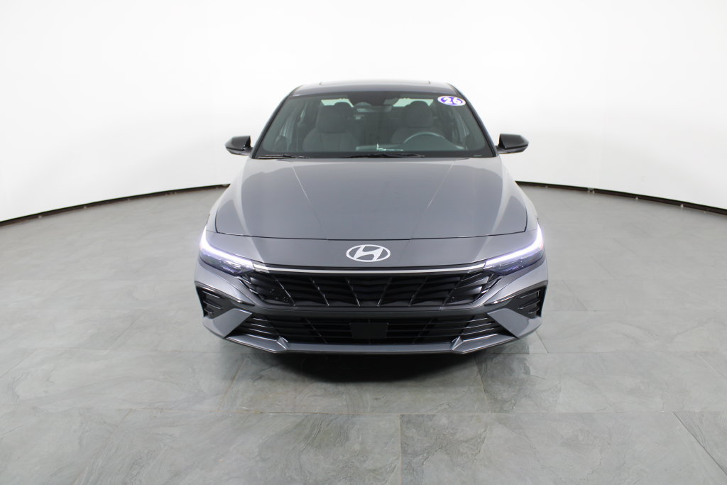 Certified 2026 Hyundai Elantra SEL Sport Premium FWD image 13