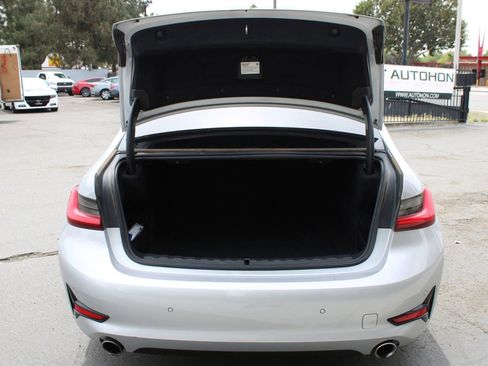 Used 2019 BMW 330i Sedan w/ Driving Assistance Package image 37