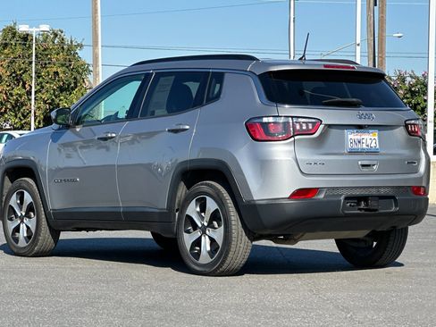 Used 2018 Jeep Compass Latitude w/ Trailer Tow Group image 6