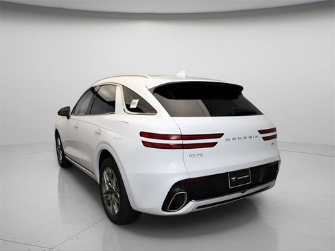 New 2026 Genesis GV70 2.5T Advanced image 6
