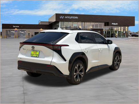 Used 2024 Toyota bZ4X FWD w/ Weather Package image 9